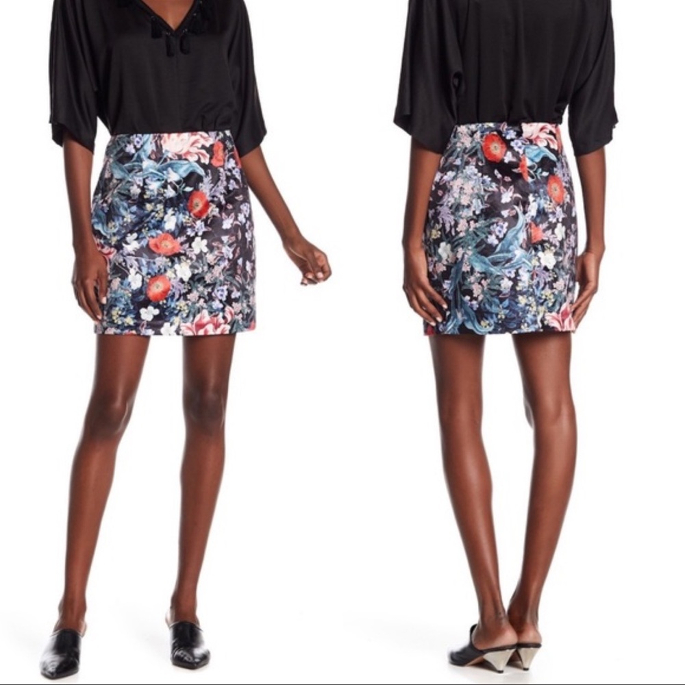 MINKPINK Black Floral Mini Skirt